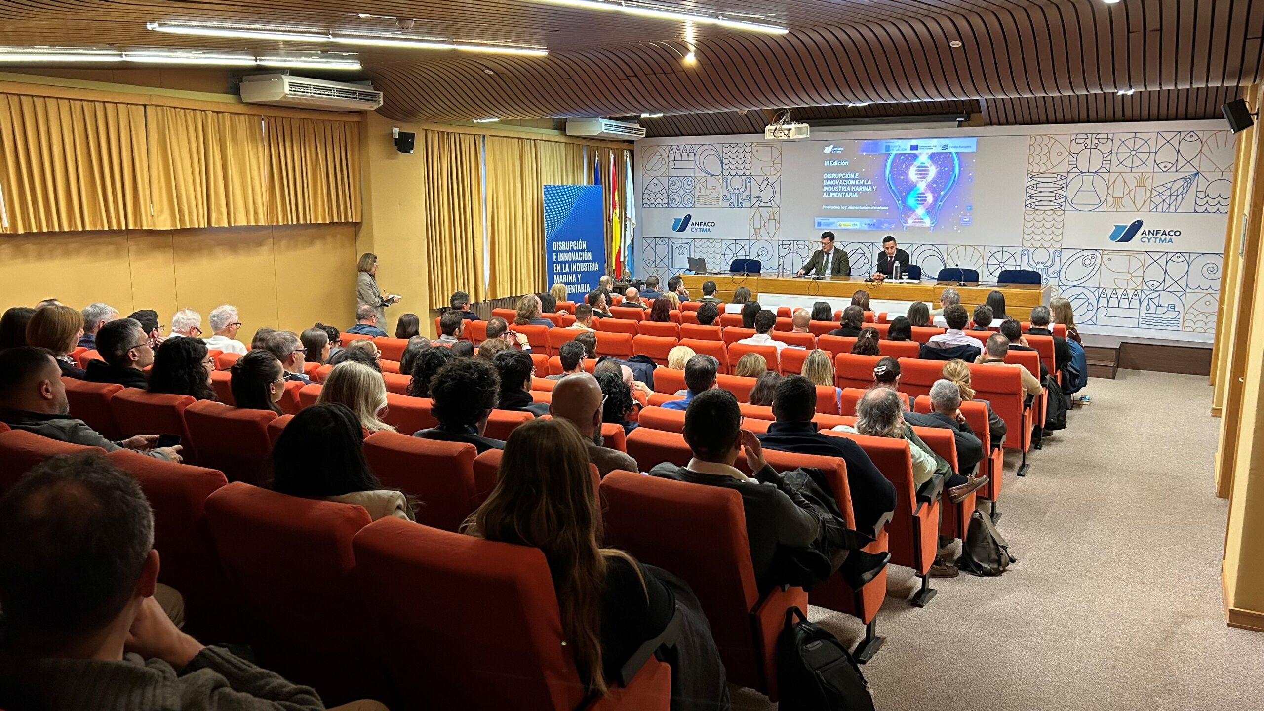 BAJO EL LEMA “INNOVAMOS HOY, ALIMENTAMOS EL MAÑANA”, EL SECTOR MARINO Y ALIMENTARIO DEBATIÓ HOY SOBRE INNOVACIÓN Y DISRUPCIÓN